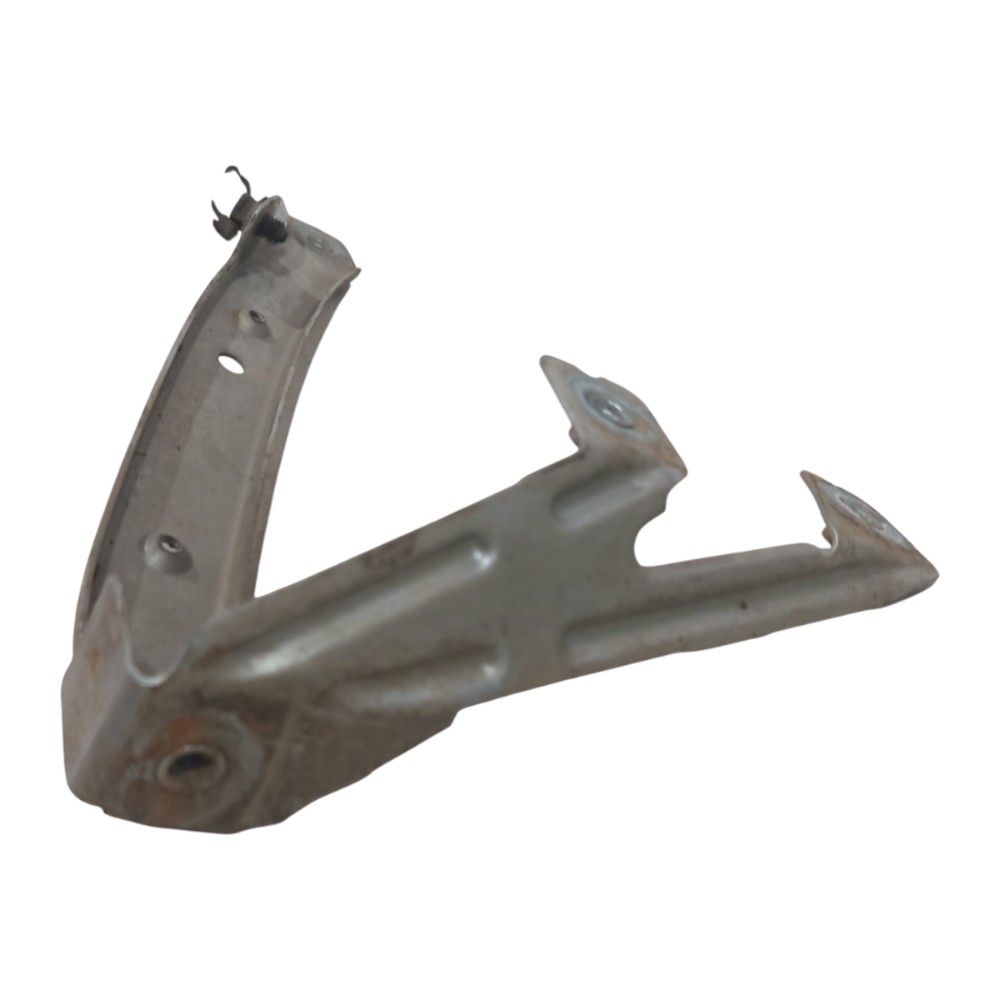 Suporte Guia Fixação Farol Direito Mercedes Clasa160 A190 03 1