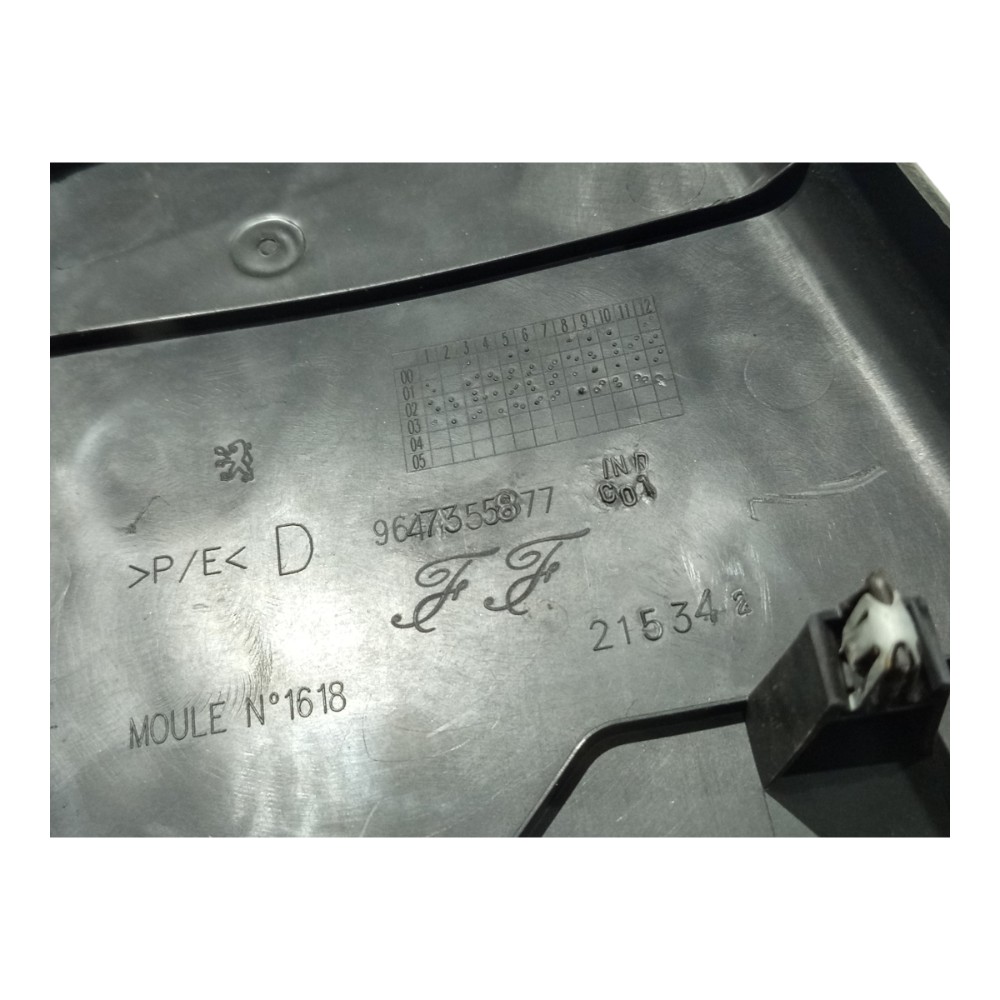 Acabamento Inferior Coluna Central Peugeot 307 2002 A 2011 9