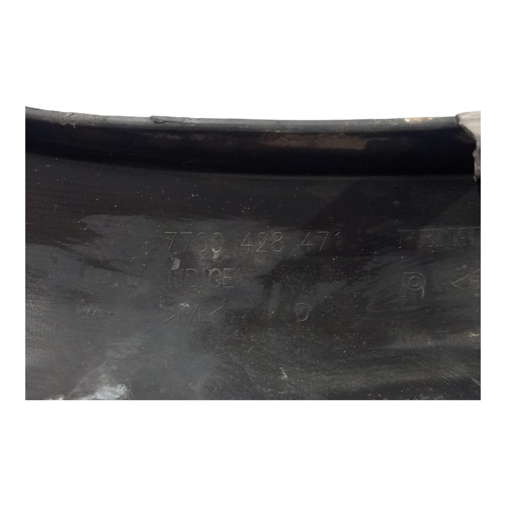 Moldura Parachoque Trasei Direito Renault Scenic 2001 A 2010 Preto 1
