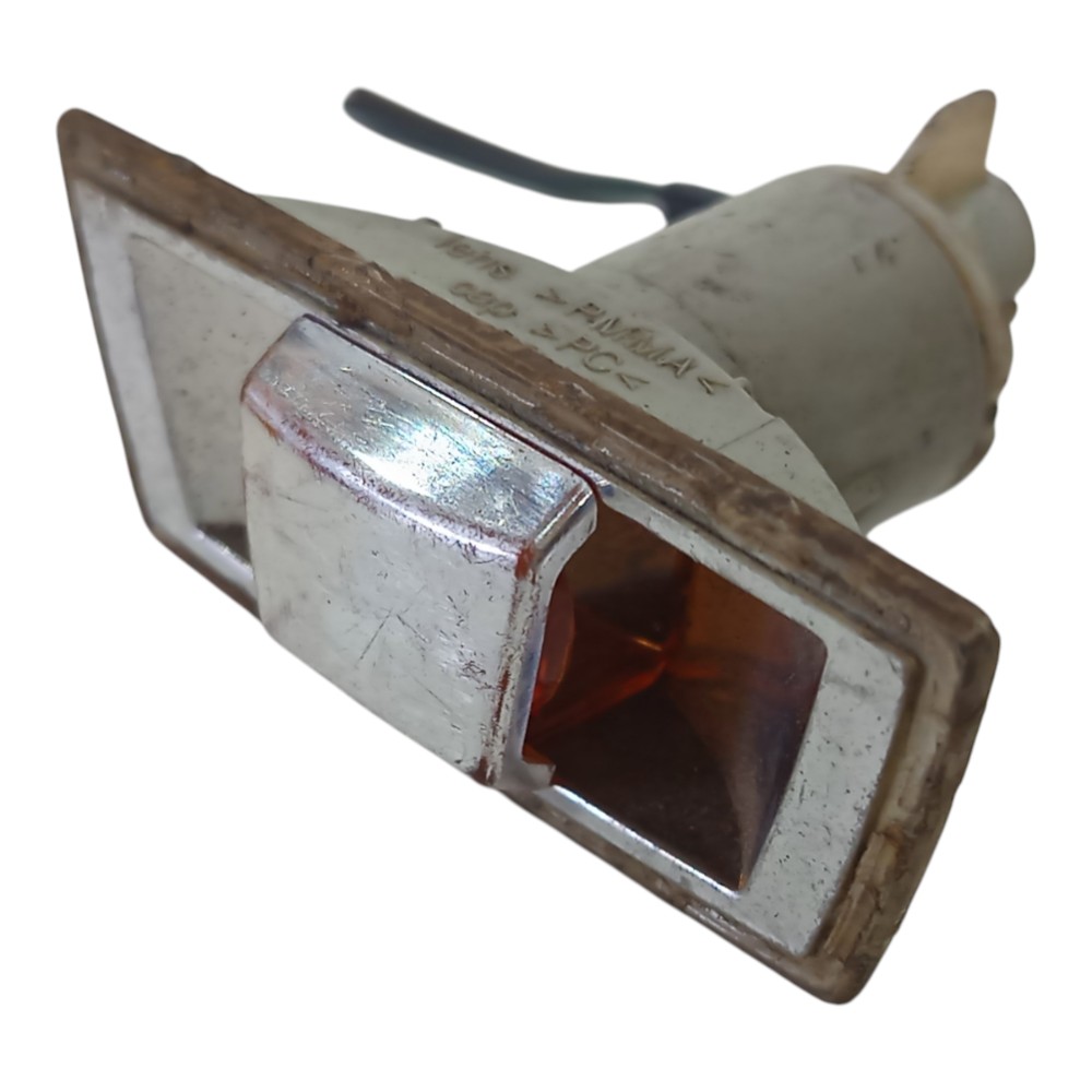 Seta Pisca Soquete Paralama Dianteiro Ld Gm Vectra 2007/2010 Direito Prata 2