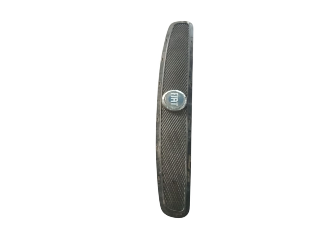 Grade Frontal Parachoque Fiat Uno 1995 1996 1997 A 2005 5