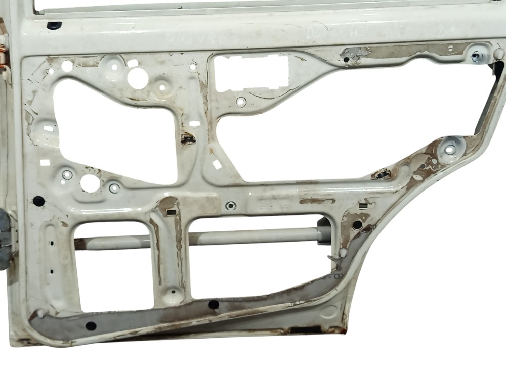 Porta Traseira Direita Fiat Uno 4p C/detalhes 2006 A 2013 Traseira Direita Branco 4