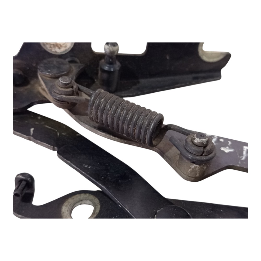 Dobradiça Porta Malas Traseira Ld Volkswagen Jetta 2007/2013 6