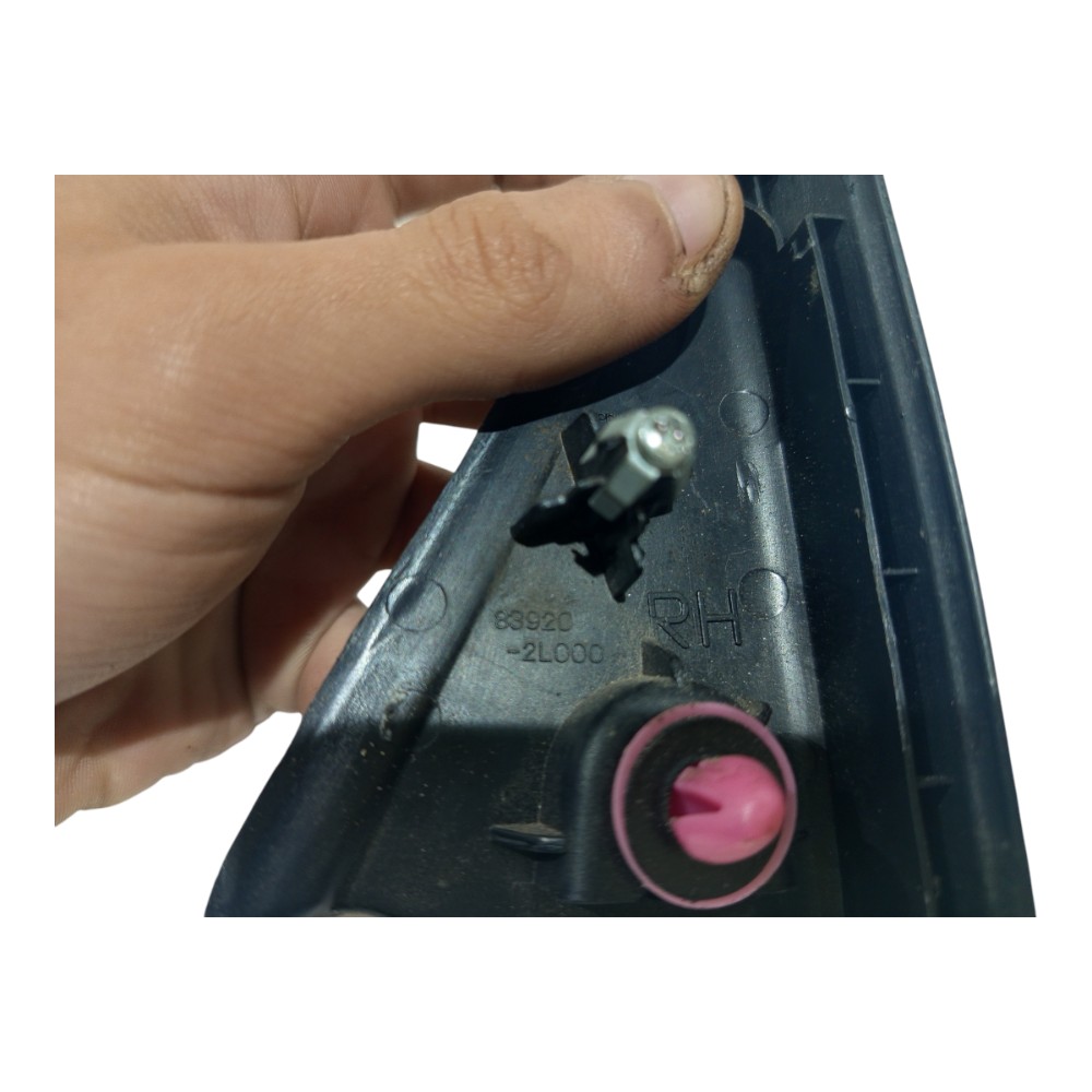 Moldura Interna Trasei Direita Hyundai I30 2009 2010 A 2012 1