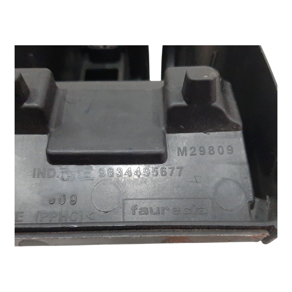 Acabamento Console Central Peugeot 307 2005 2006 2007 A 2011 7