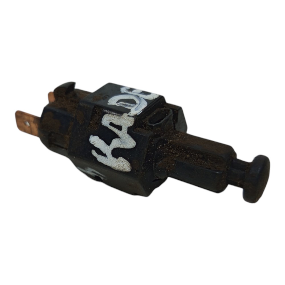 Interruptor Luz Freio Chevrolet Kadett 1989 1990 – 1998 1
