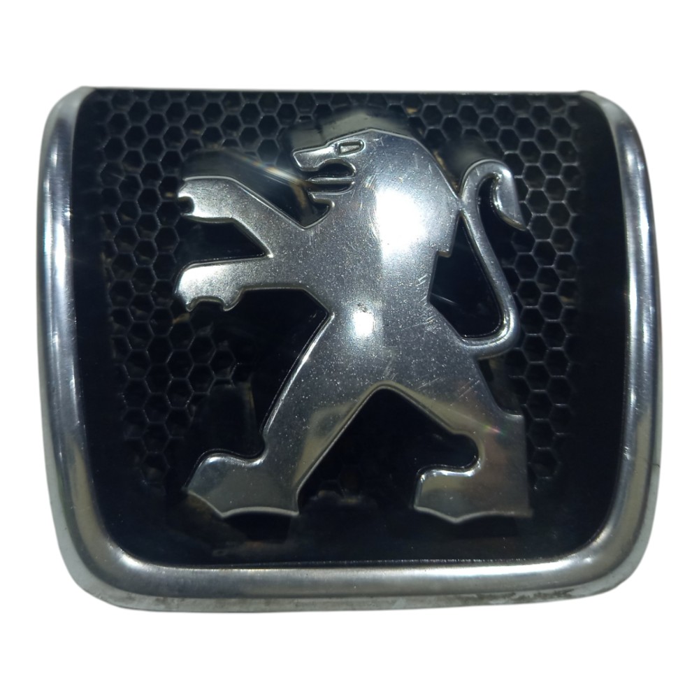 Emblema Logo Grade Parachoque Diant Peugeot 206 2000 A 2010 1