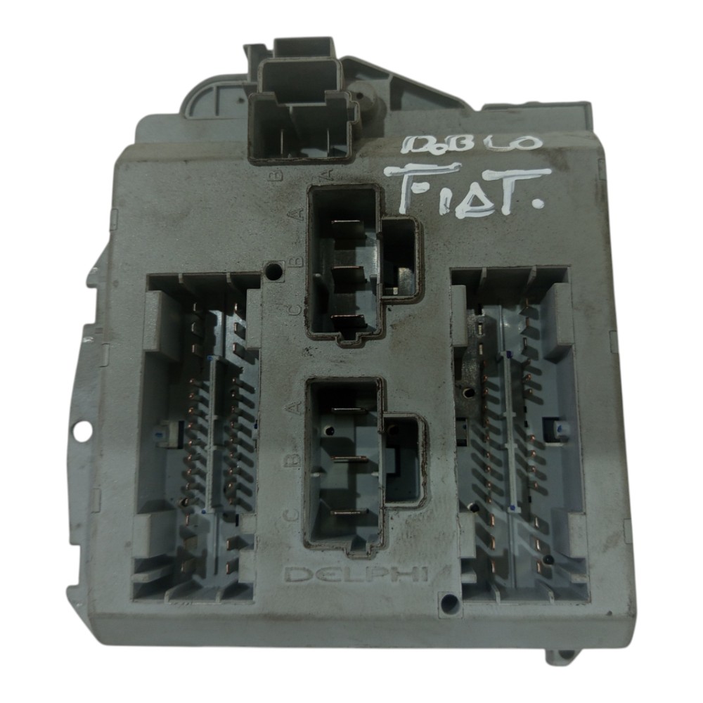 Caixa Fusivel Fiat Doblo Hlx 1.8 Etorq 2011 2012 51879490 5