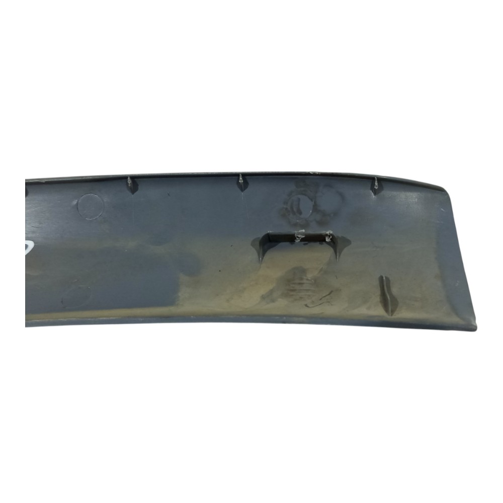 Moldura Coluna Parabrisa Direito Palio 1996 A 2003 Detalhe 7