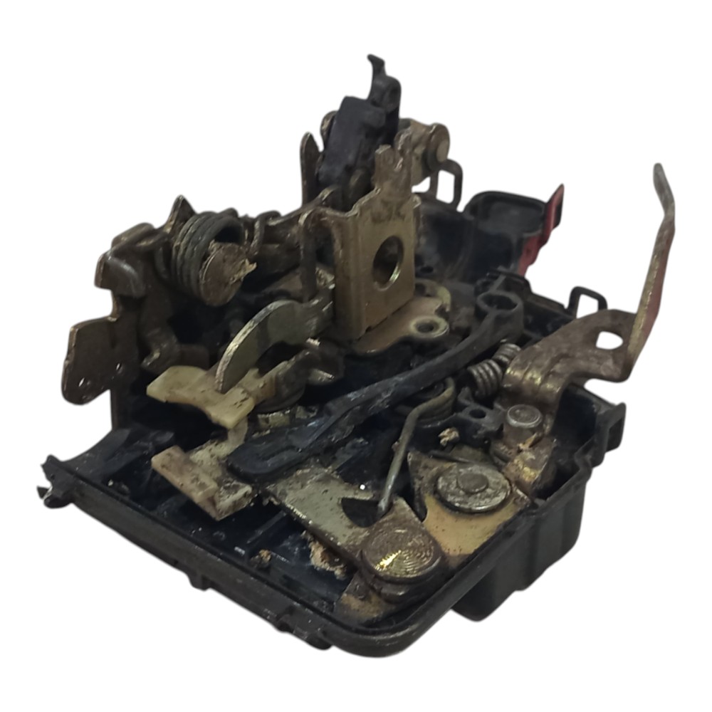 Fechadura Dianteira Esquerda Vw Golf Gl 1.8 8v 1994 A 1998 6