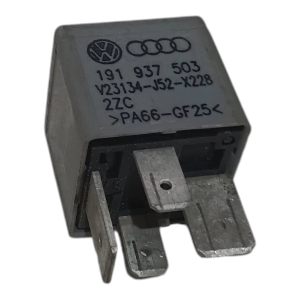 Relê Ar Condicionado Vw Passar Golf Audi A3 1999 A 2006 1