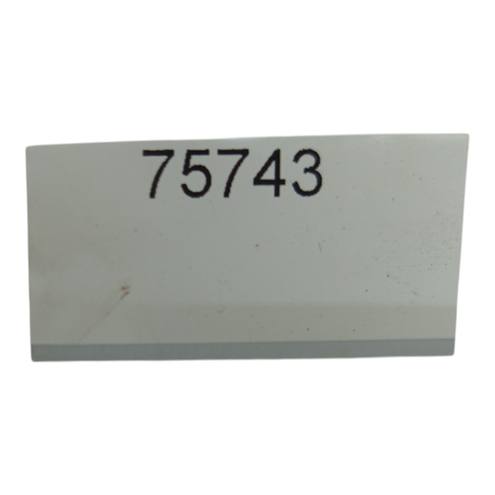 Moldura Interna Tampa Traseira Hyundai I30 2009 A 2012 7