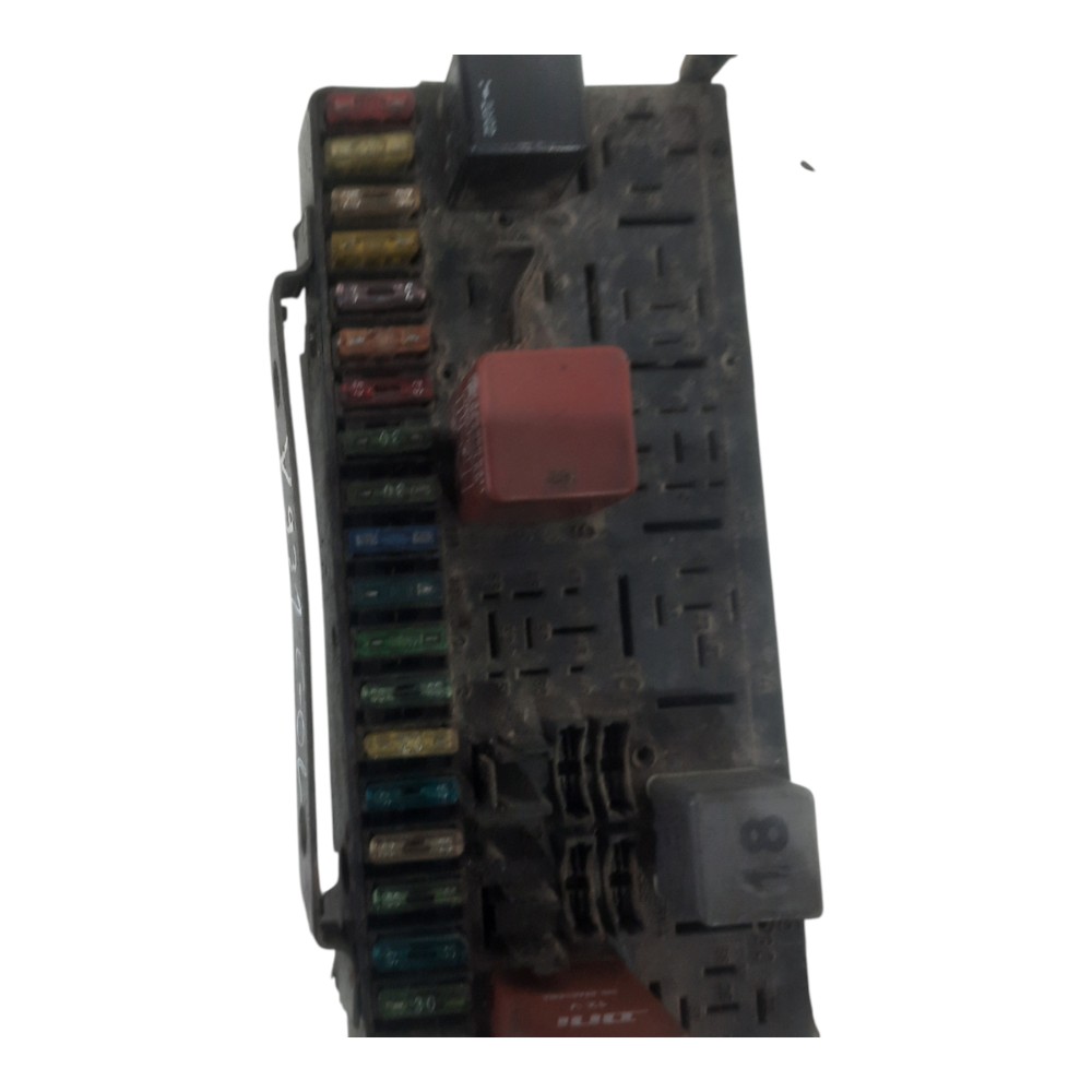 Caixa Fusível Vw Gol Parati 88 90 94 96 99 2000 A 2006 6