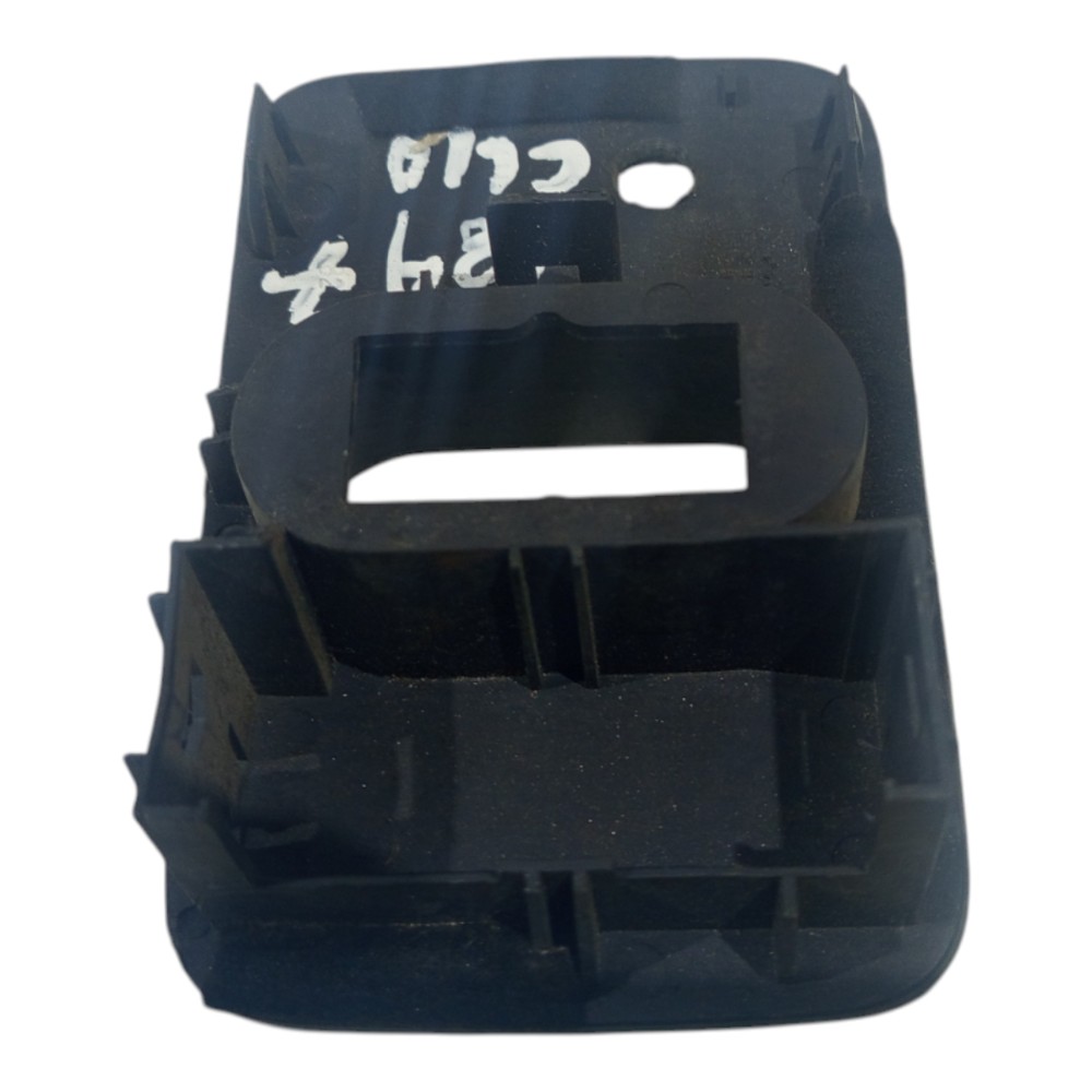 Moldura Botão Desembaçador Renault Clio 2001 2002 03 A 2007 7
