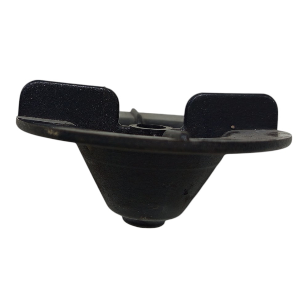 Porca Fixação Roda Reserva Estepe Gm Vectra 1997 1998 A 2005 8