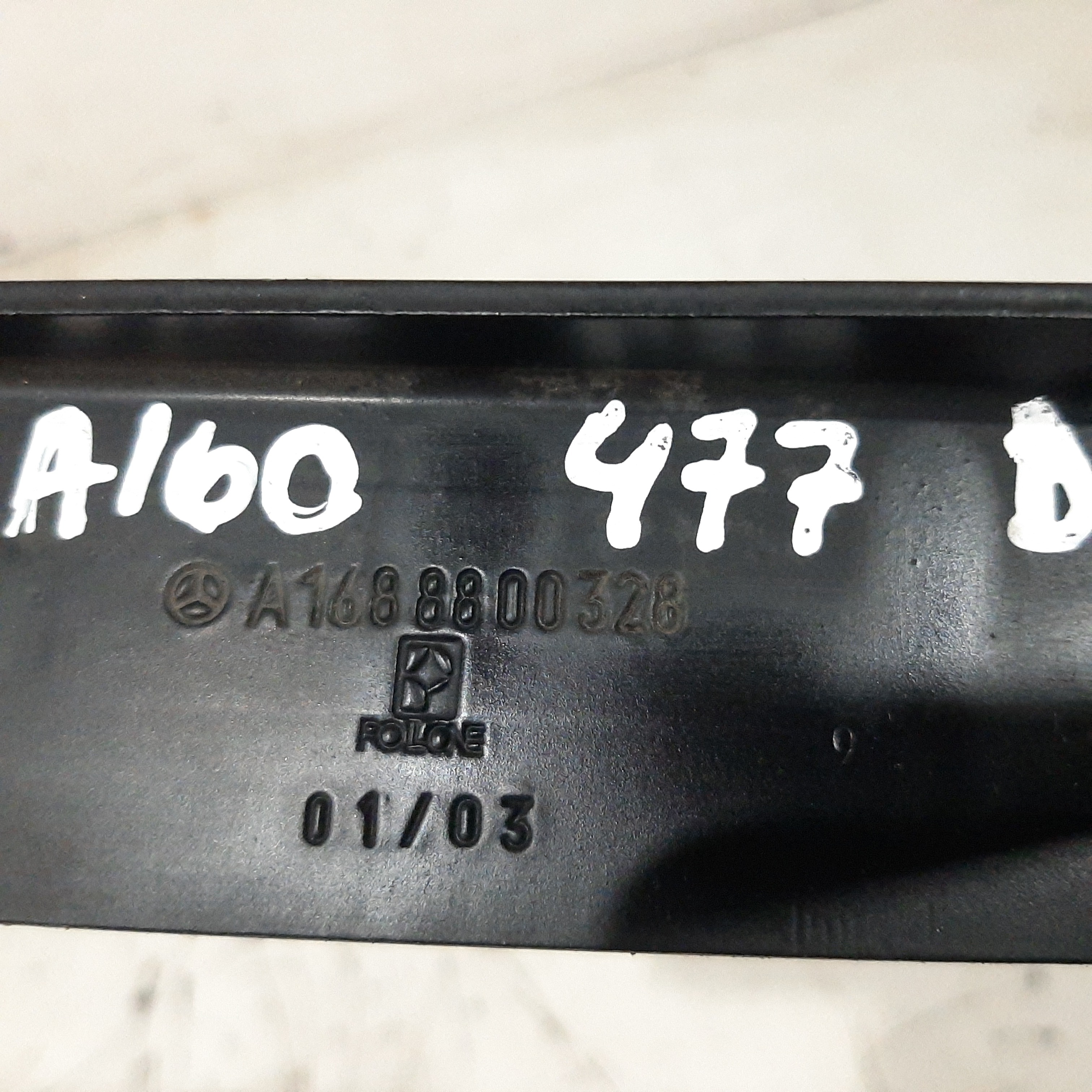Dobradiça Esquerda Capô Mercedes-benz A160 1999 2000 A 2005 7