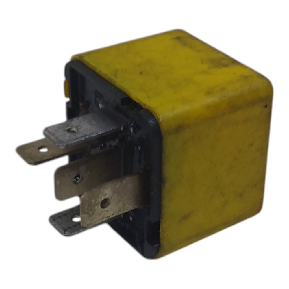 Rele Ar Condicionado Fiat Uno 82461739 A727520 5