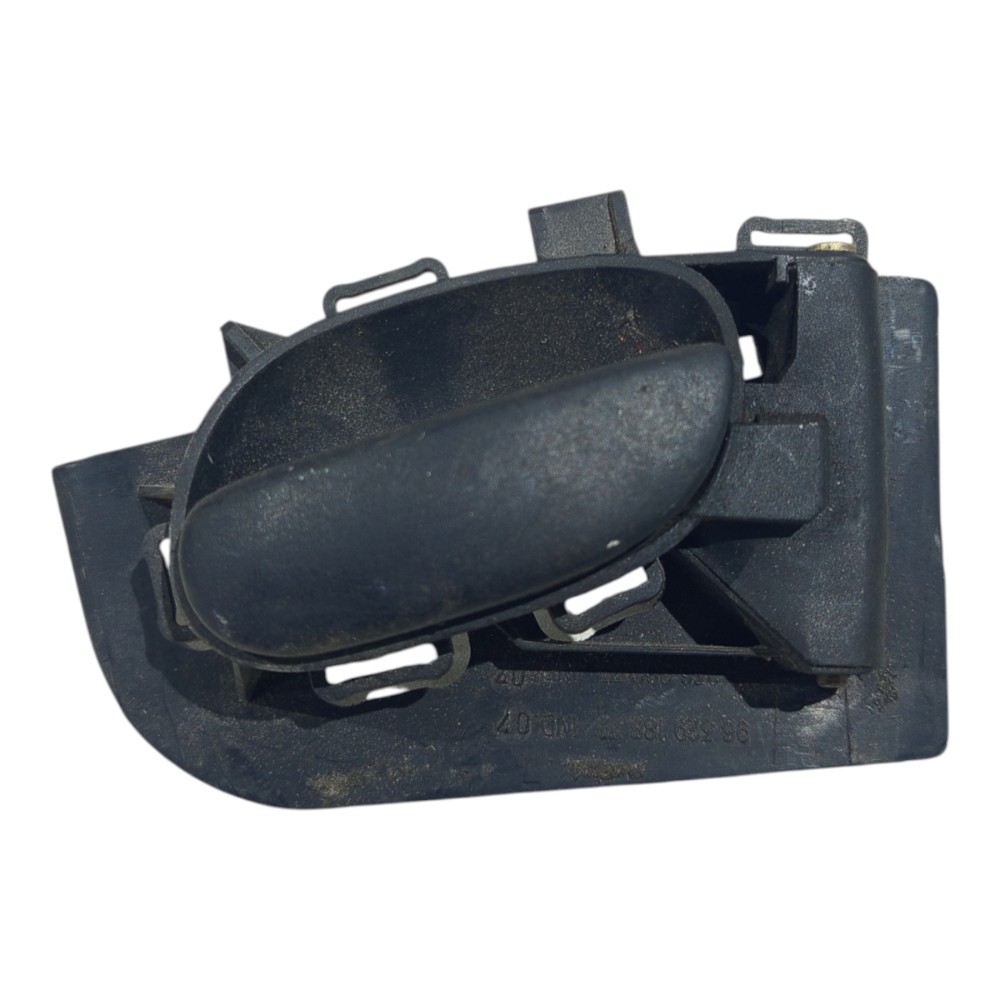 Maçaneta Interna Peugeot 206 2001 2002 2003 2004 A 2011 Preto Traseira 1