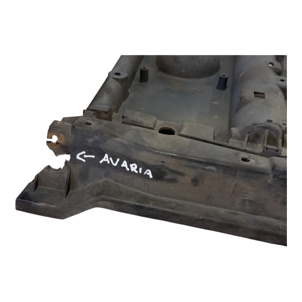 Gaiola Defletor Radiador Pegeout 307 2.0 16v 2005 A 2011 2