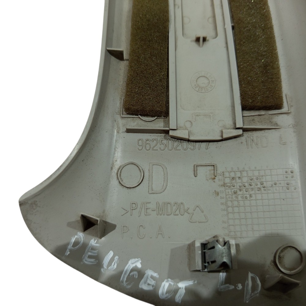 Acabamento Coluna Central Direita Peugeot 206 1999 A 2010 6