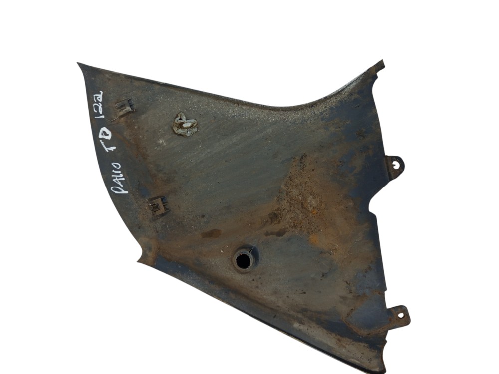 Moldura Acabamento Coluna Traseira Fiat Palio 1996 A 201 5
