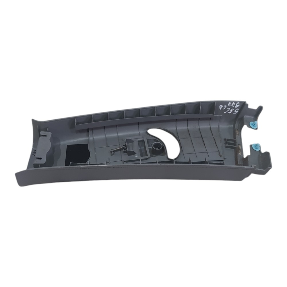 Moldura Coluna Direita Hyundai Santa Fé 2006 2007 A 2013 4