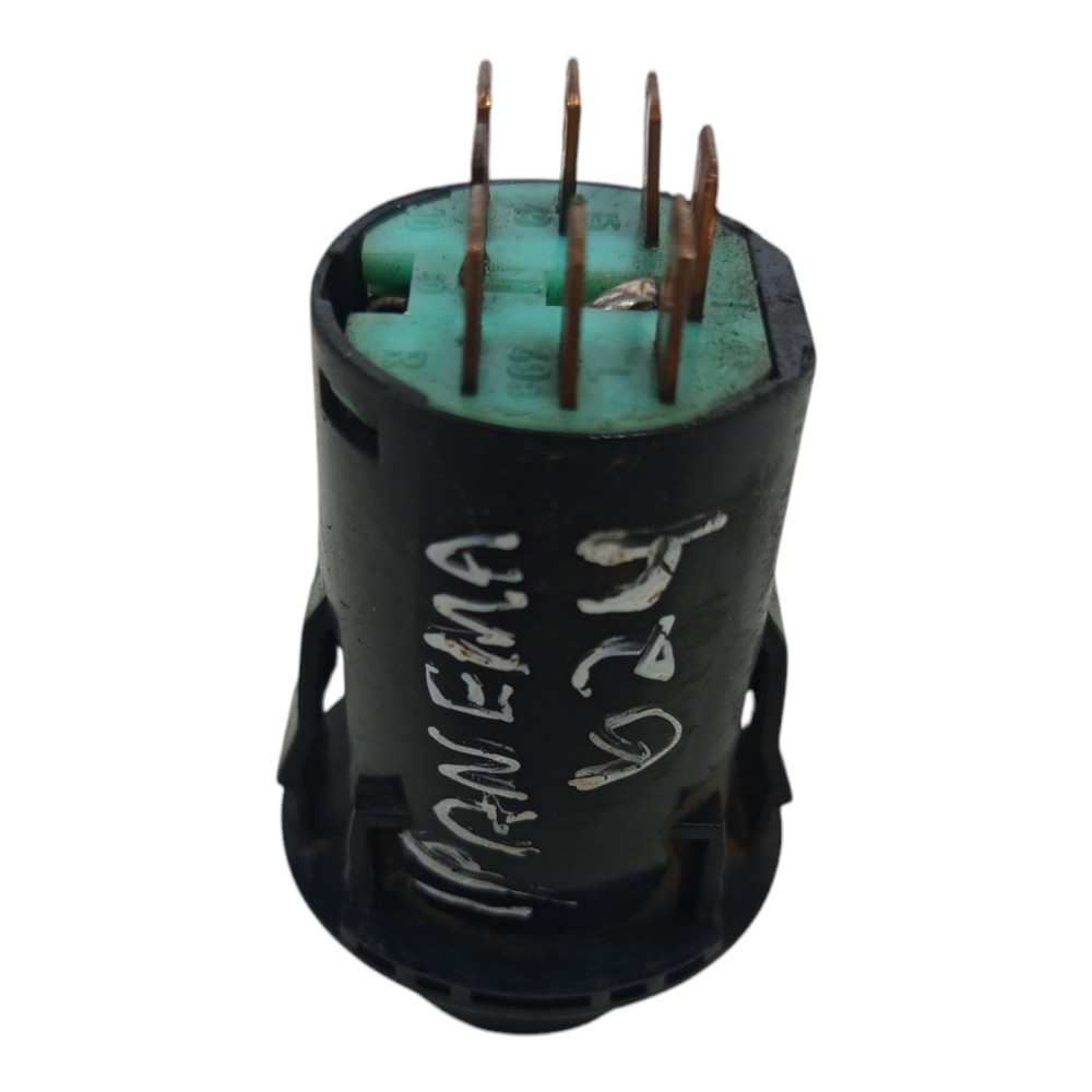 Botão Pisca Alerta Interruptor Gm Kadett 1989 1990 A 1996 4
