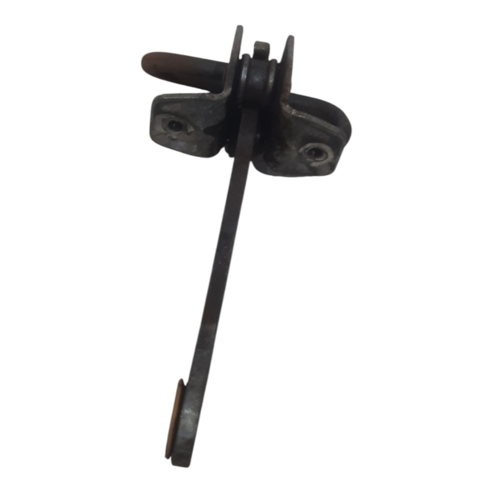 Limitador Porta Trasetira Esquerda Gm Vectra 1996 A 2005 4