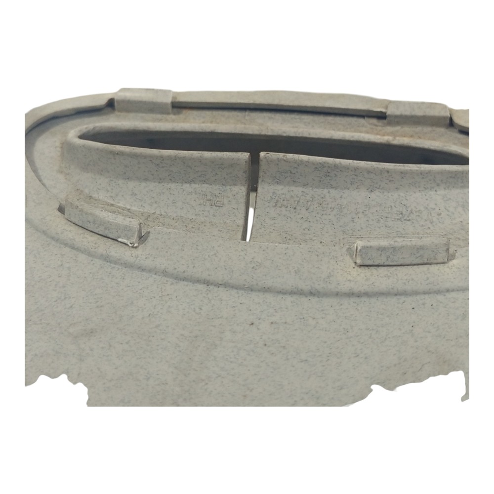Acabamento Lateral Tras Esquerda Ford Mondeo 1996 97 A 2001 2