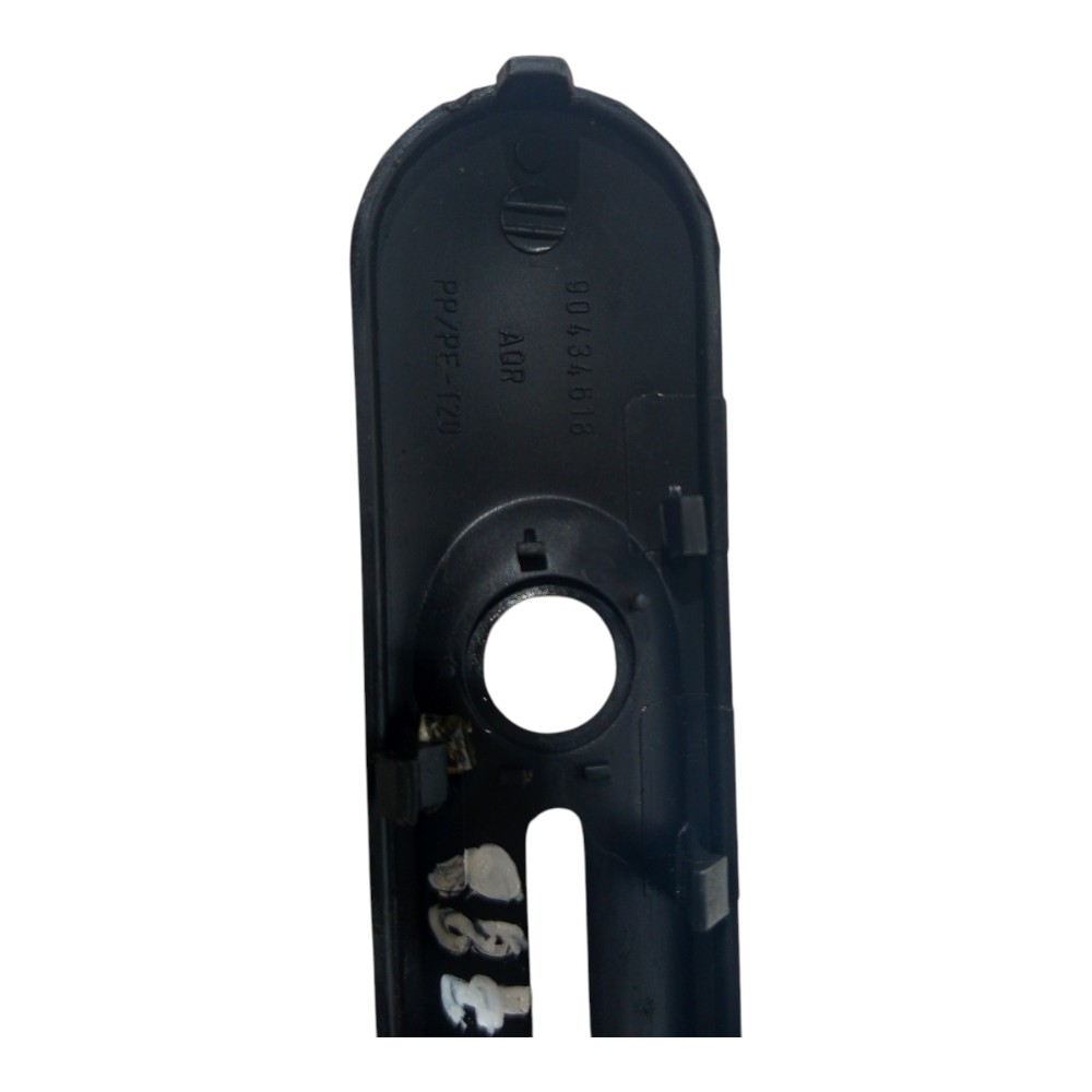 Moldura Botão Recirculador Gm Corsa 1994 1995 1996 97 A 2002 3