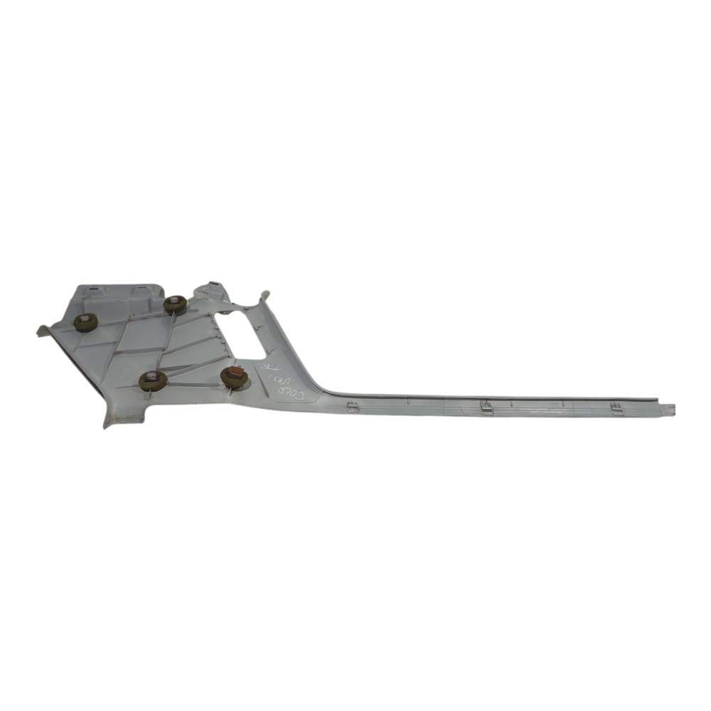 Moldura Coluna Traseira Esquerda Vw Golf 1993 1994 95 A 1999 8