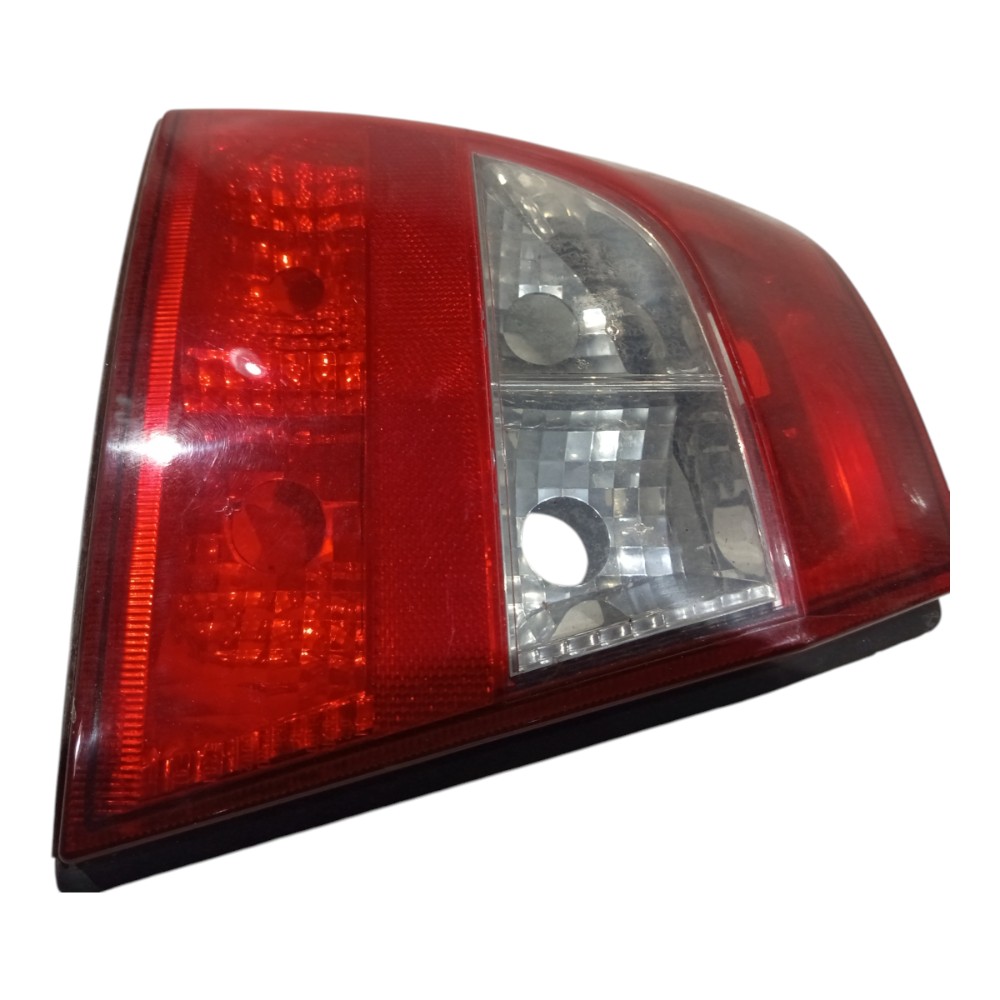 Lanterna Traseira Esquerdo Gm Vectra 2000 2001 2002 A 2005 Esquerdo/motorista Vermelho/branco 3