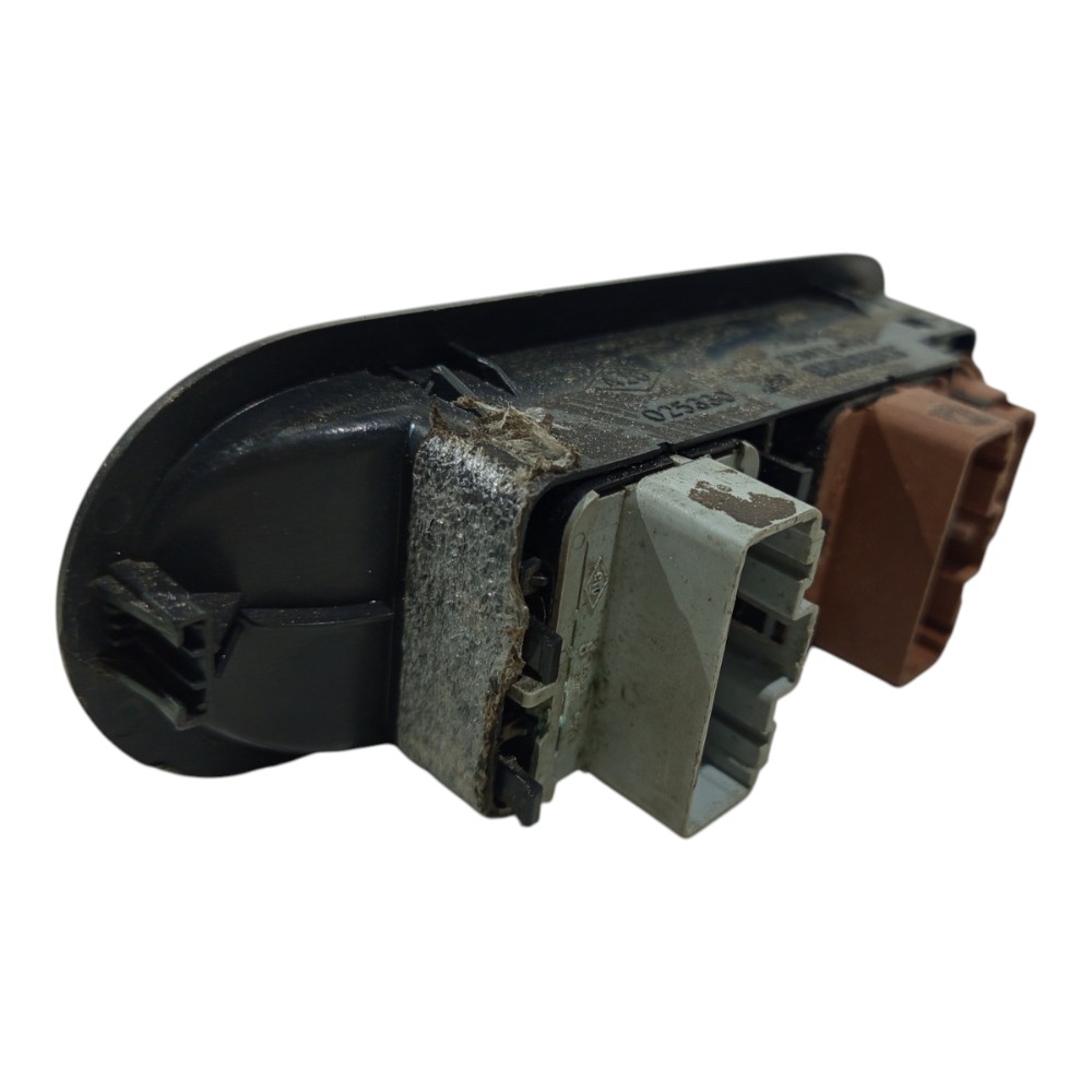 Botão Comando Vidro Renault Megane 2007 2008 2009 A 2013 3