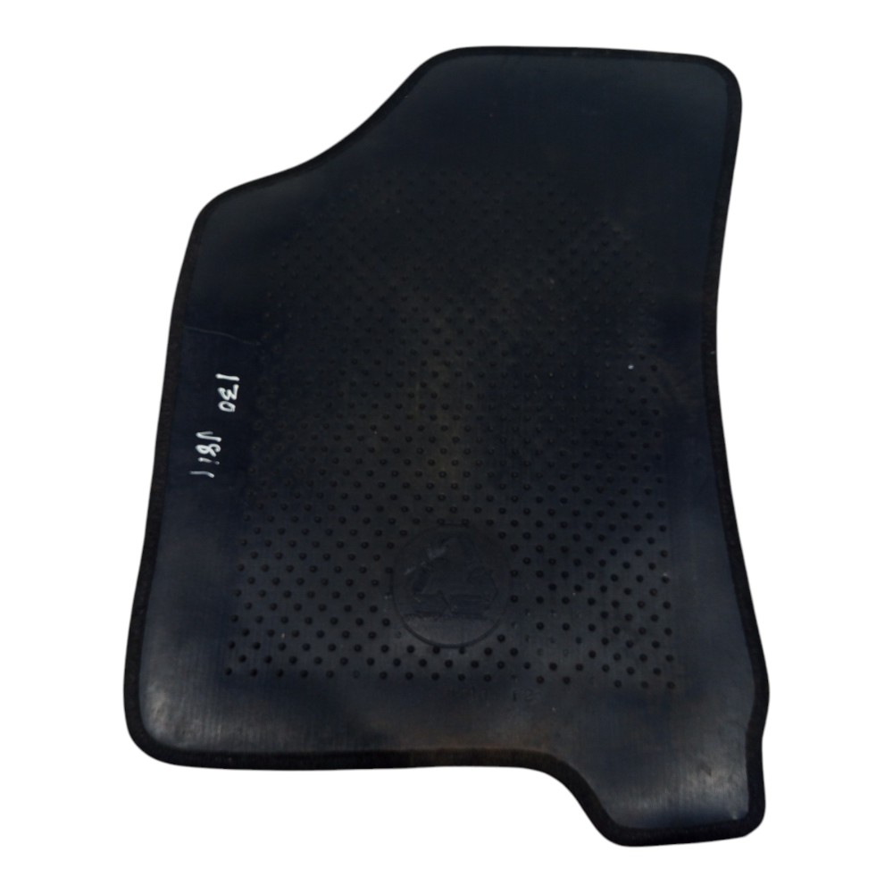 Jogo De 4 Tapetes Carpete Hyundai I30 2011 Usado C/detalhes  Preto 6