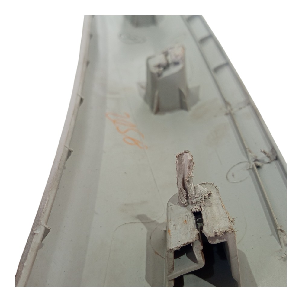 Moldura Coluna Dianteira Esquerda Vw Up 2008 2009 10 A 2014 2