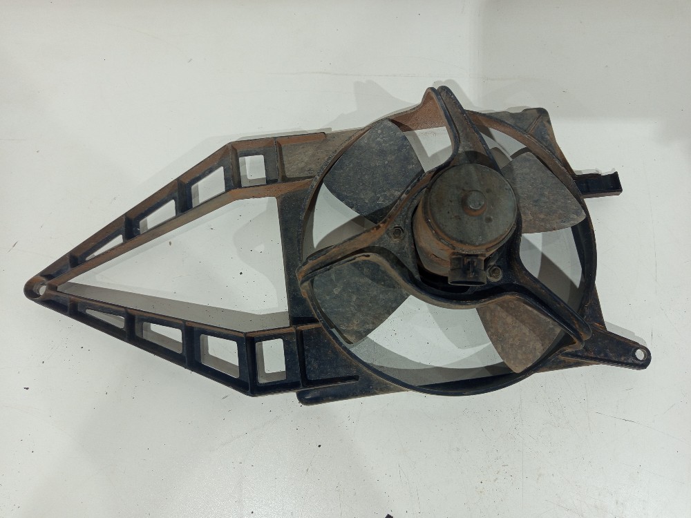 Defletor Ventoinha Gm Chevrolet Corsa 1.0 8v 1996 A 2002 4