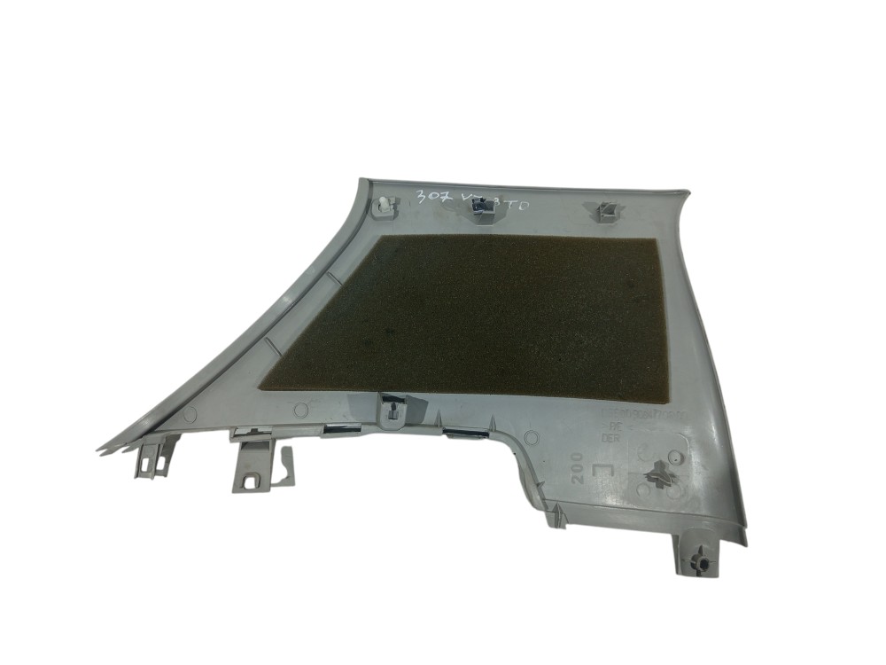 Acabamento Coluna Traseira Direita Peugeot 307 2007 A 2012 2