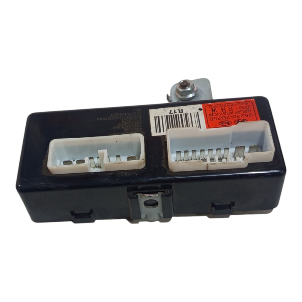 Moldura Rele Hyundai Santa Fé 2007 A 2012 2