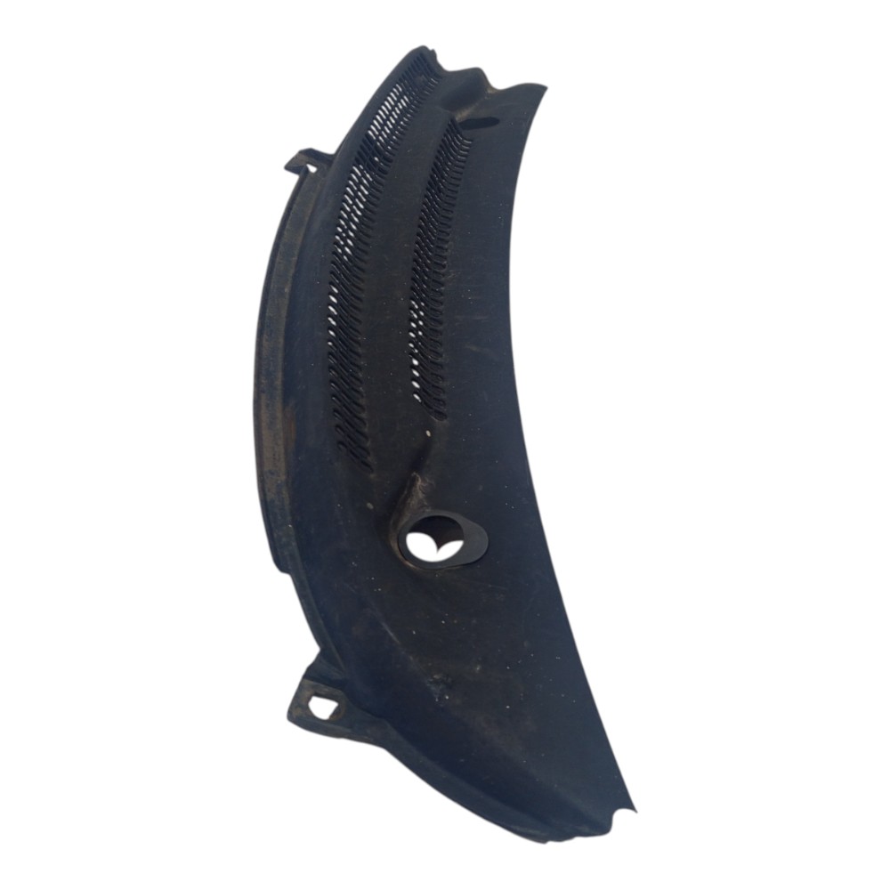 Grade Churrasqueira Direita Chevrolet Corsa 1998 1999 A 2003 2