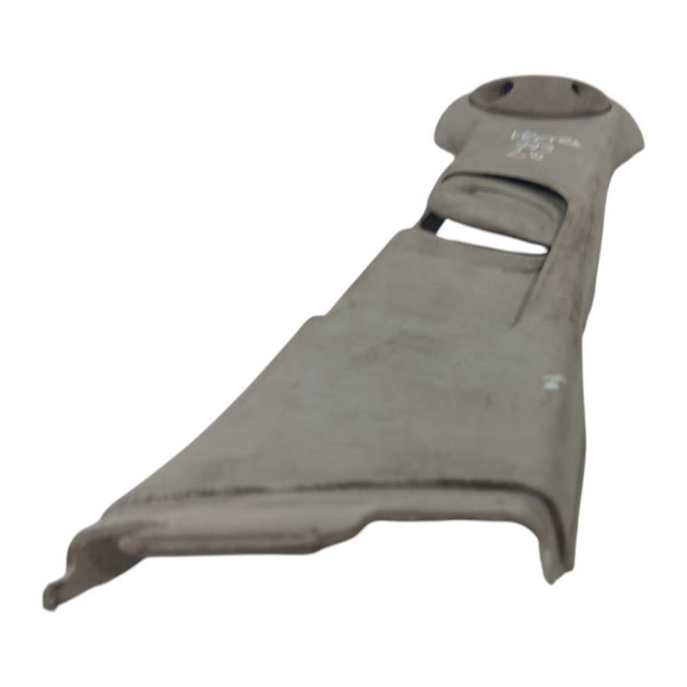 Moldura Superior Coluna Central Direita Gm Vectra 1997/2005 5