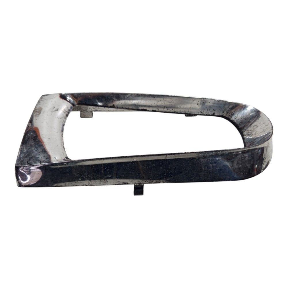 Moldura Interno Farol Esquerdo Vw Parati G2 1995 A 2005 3