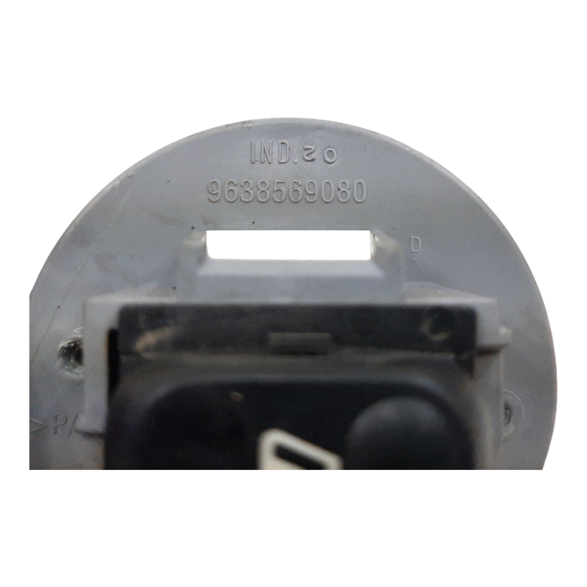 Botão Vidro Traseiro Direito Xsara Picasso 2001 2002 A 2012 3