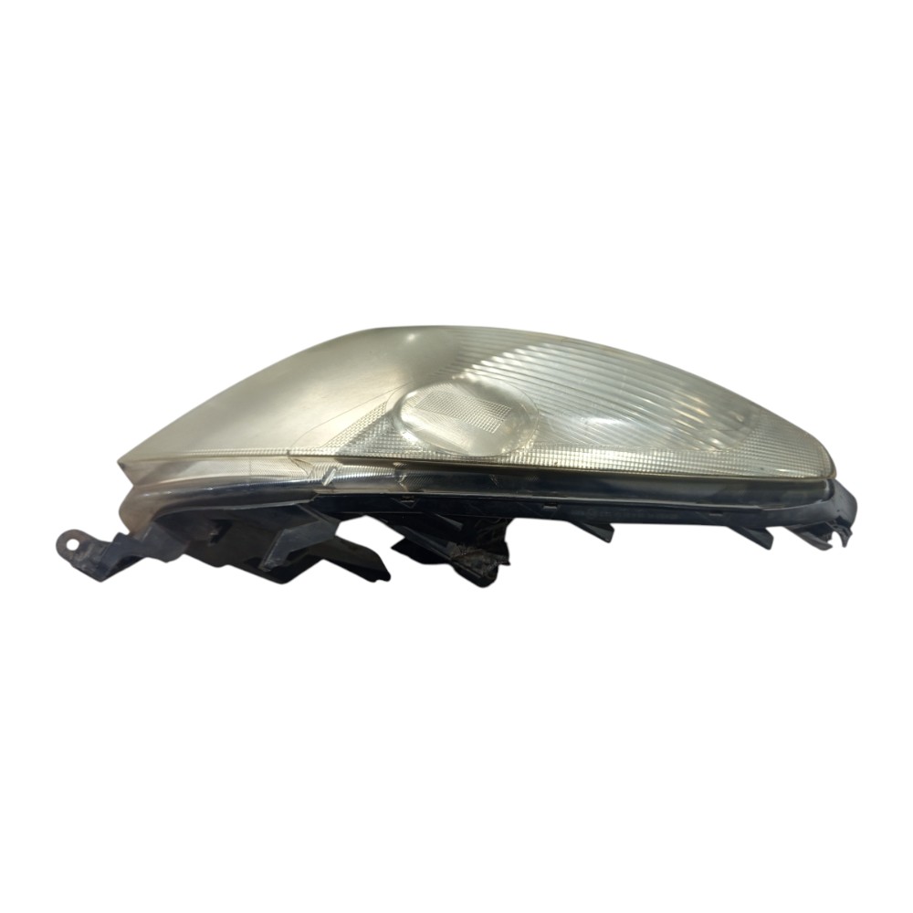Farol Dianteiro Direito Nissan Livina 2009 A 2014 Direito/passageiro 2
