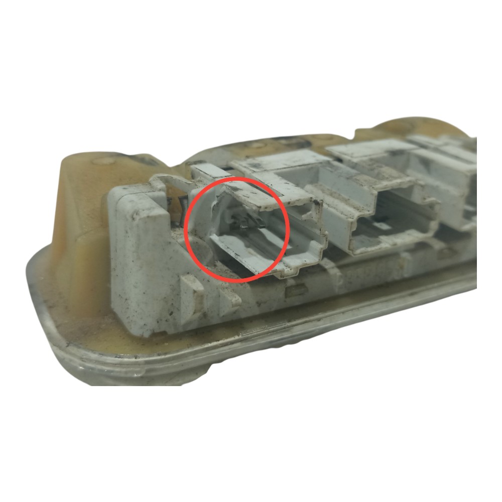 Luz Teto Dianteiro Citroen C3 Picasso 2011 A 2014 Detalhes 2