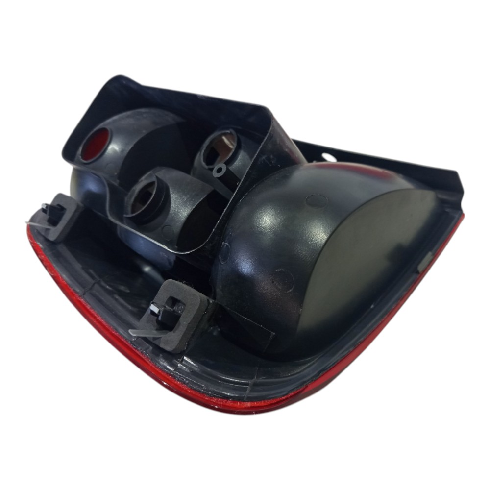 Lanterna Traseira Dir Volkswagen Saveiro 2010 2011 A 2016 5