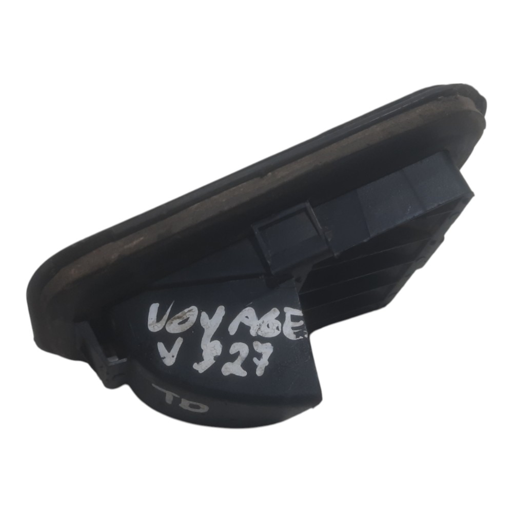 Difusor Ar Carroceria Traseira Direita Vw Voyage 1.0 8v 2008 4