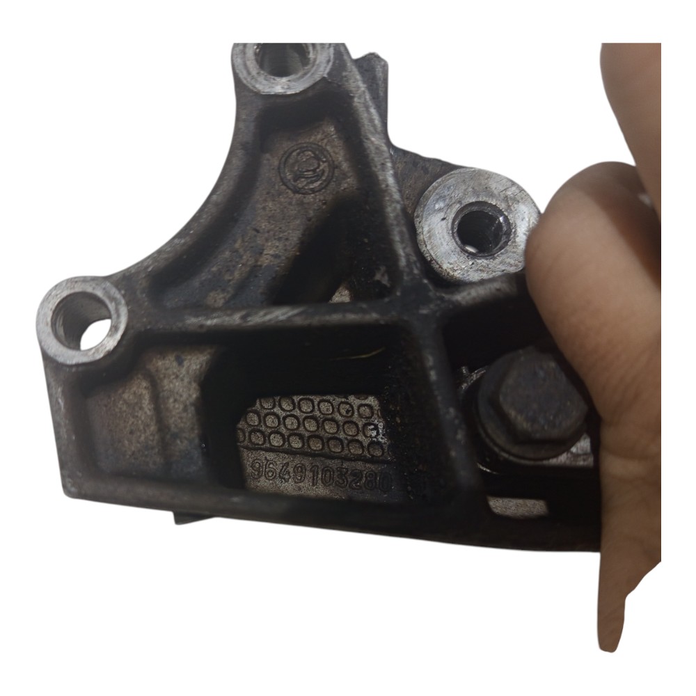 Suporte Alternador Bomba Ar Peugeot 206 207 2001 2002 A 2010 3