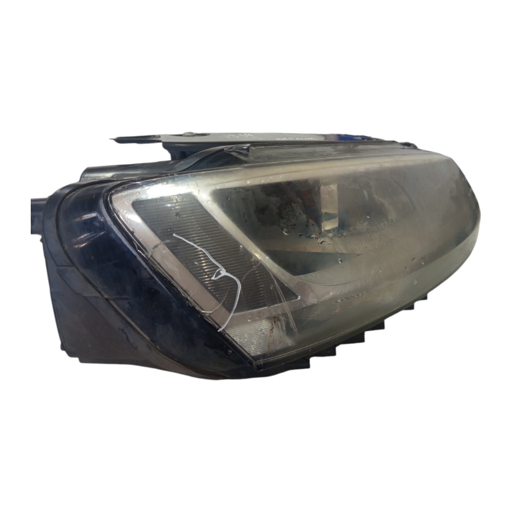 Farol Direito Volkswagen Jetta 2.0 Tsi 2012 2013 Com Avaria Direito/passageiro 3