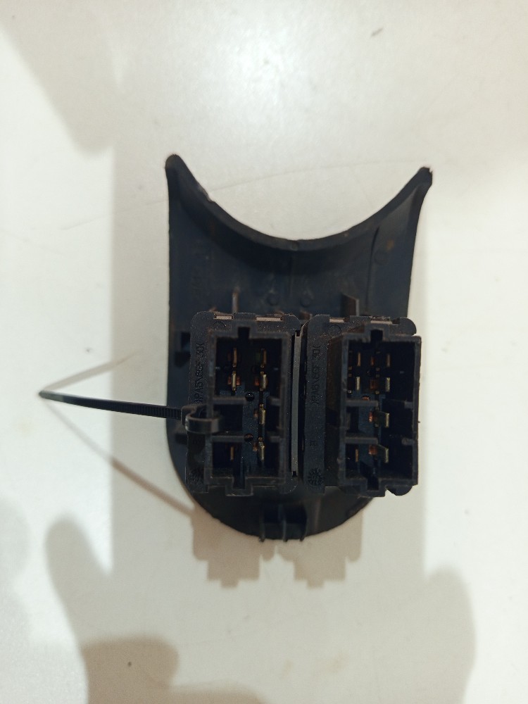 Botao duplo controle vidro elétrico Renault scenic 4