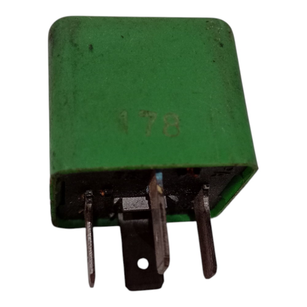 Rele Auxiliar Compressor Ar Gm Vectra Corsa 03447012 5